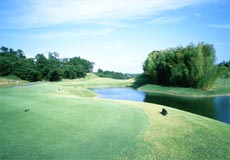 ベアズパウジャパンカントリークラブ