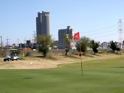 くずはゴルフリンクス（旧　樟葉パブリック・ゴルフ・コース）