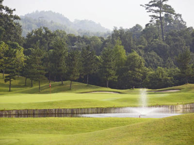 新市クラシックゴルフクラブ