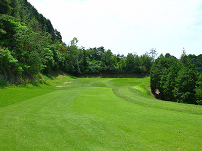 伊予カントリークラブ